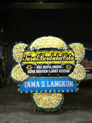 Papan Bunga Duka di Ngleri