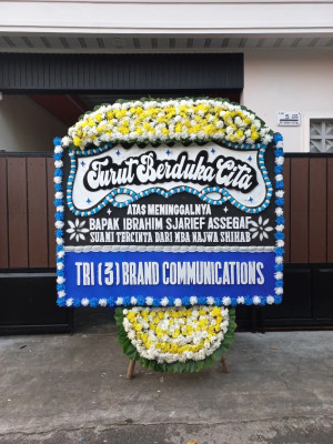 Papan Bunga Duka di Ngleri